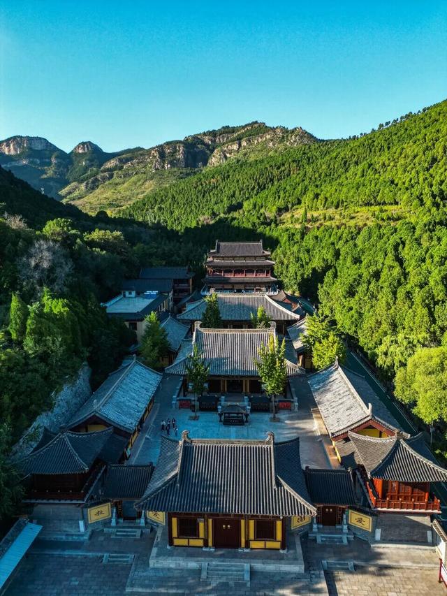 周末出发！济南这条自驾线路串起古建、名泉、红叶，美极了！