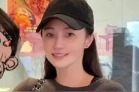 曝姚笛已生娃！带家人儿子出行被拍，孩子神似高杰，身高已有140图片