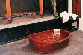 慈禧太后私密生活用品：件件价值连城，设计精巧，用起来非常舒服图片