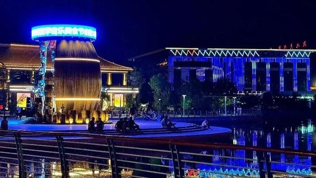 枫染渤海·秋韵敦化丨秋日文旅好戏连台，双节盛宴点亮全域体验
