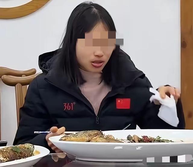 丈夫公开发声！官宣辞职才5天	，最快女护士竟踏上了另一条上坡路