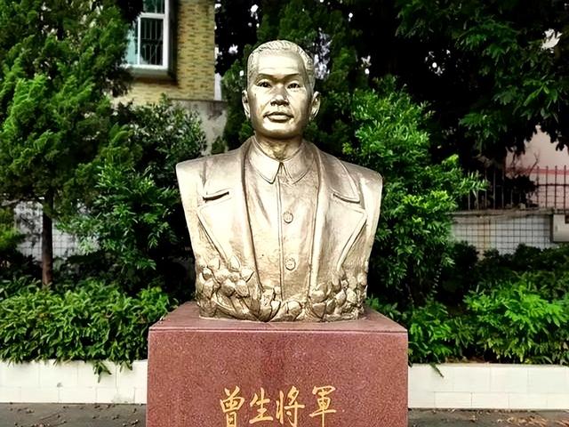他曾任广东省副省长，东江纵队创始人、司令员,是深圳客家人！