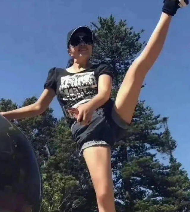 钱再多有什么用？刘晓庆意外摔倒	、分不清人	，给中老年人提了个醒