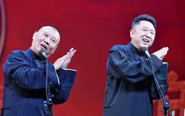 钱再多也没用，官媒出手揭露岳云鹏夫妇真实现状，走上于谦的老路