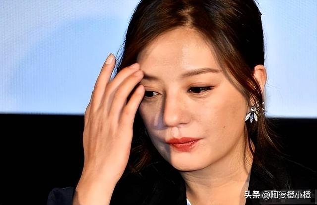 封杀四年，49岁赵薇突传消息，因胃癌去世传闻5个月前就真相大白