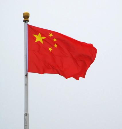中国又出“新王炸”！美国人傻眼：封锁3年，竟养出个“怪物”？