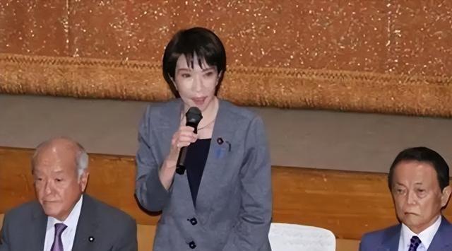 中日情况有变	，13年来日本首次被拒，高市不服：当众喊出一个名字