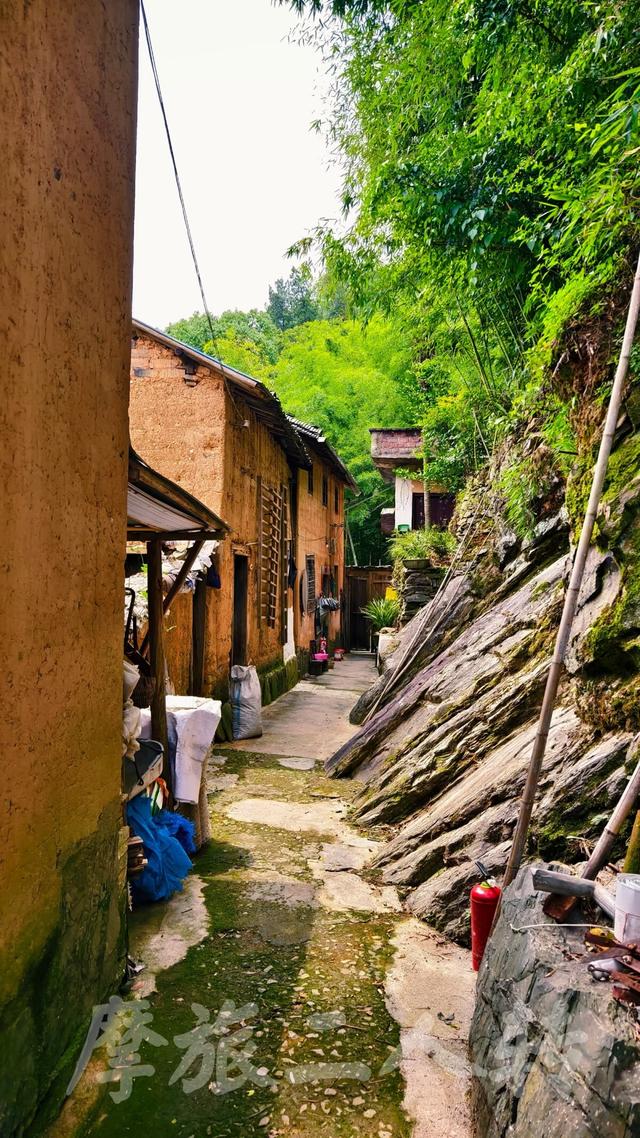 皖浙摩旅二人转——万二篇