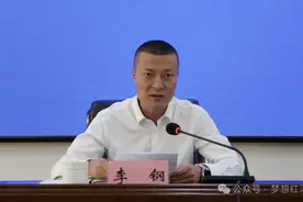 李钢任红河县委副书记图片