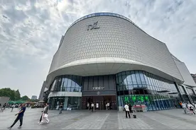 招保安、保洁要求本科学历？胖东来遭就业歧视质疑，人社部门回应→图片