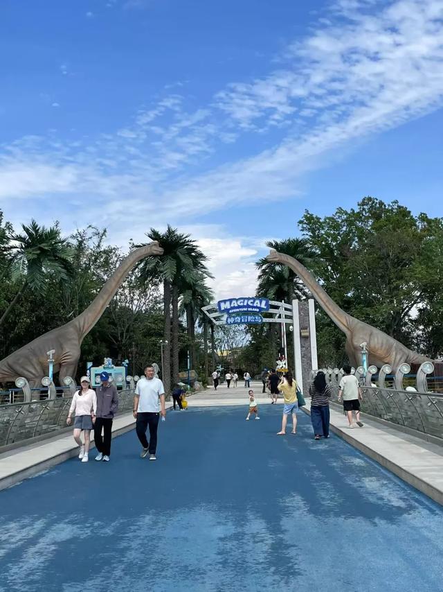 云龙湖水上世界改造升级情况新闻发布会举行