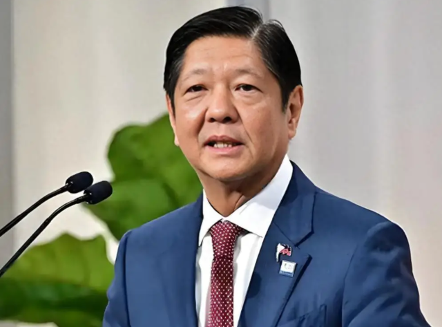 为了给日本撑腰，菲律宾的飞机闯入我国领空，不料掉进了天罗地网