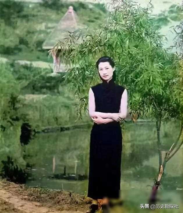 张学良和赵一荻被幽禁的真实彩色照，35岁赵一荻皮肤白皙风韵犹存