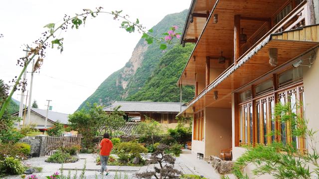 九寨沟县养心谷：山水酿诗意 烟火聚人心