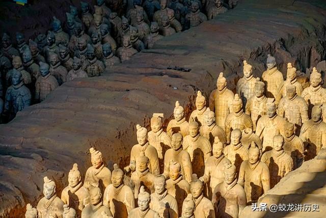 秦始皇陵墓不进行挖掘主要是出于以下几个方面的考量：