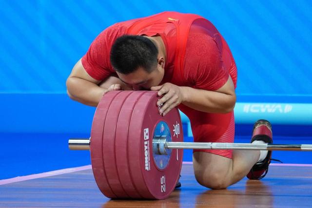 全运会闭幕，7大名将同时退役，有人5冠荣光离场，21岁的她最遗憾