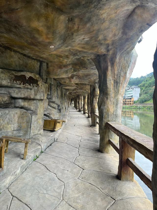 退休夫妻自驾温州泰顺之仕水古镇、胡氏大院、廊桥文化园