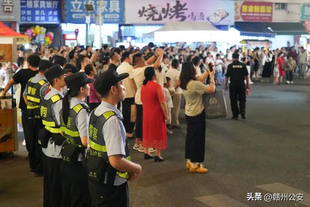 赣州假期火爆出圈，人人人人警人人人人...