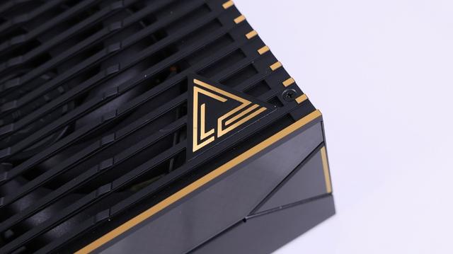 电源也有土豪金？微星MEG Ai1600T PCIE5旗舰电源上手体验
