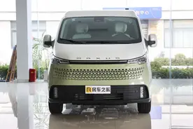 老家族新成员！实拍上汽大通MAXUS旅行家RVLIFE乐享版图片