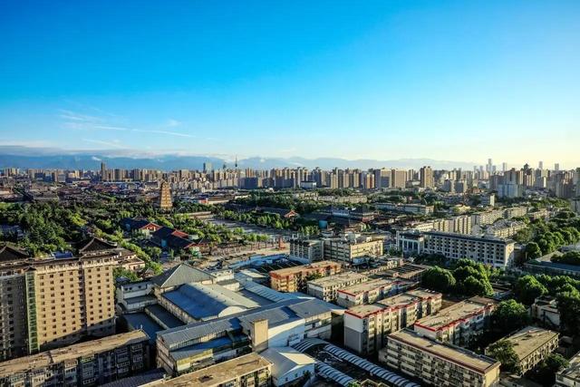 中国历史最悠久的古都，曾是世界最发达的城市，到处都是旅游资源