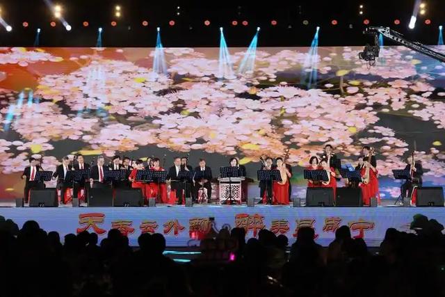 60亿元合约刷屏!人形机器人从秀场到车间,交付才是生死线