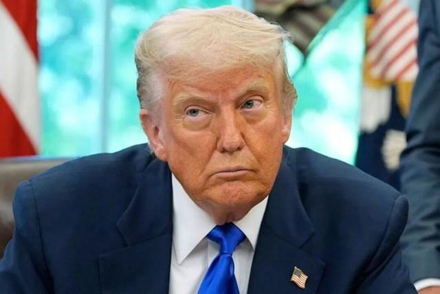 卡尼抵达北京，中方高规格接待，不到24小时	，特朗普对加拿大出手