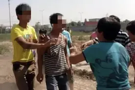 农村怪现象：兄弟反目成仇，动刀打架，原因很简单图片