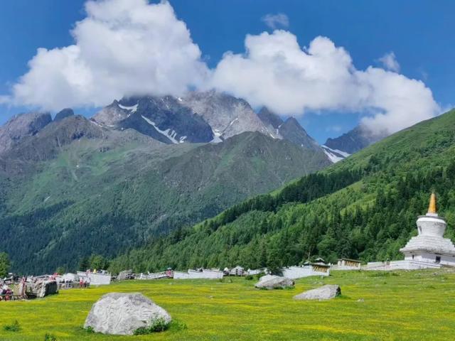 陈科 散文||山影迢迢入梦来——“四姑娘山”游记