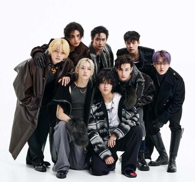 金智秀稳坐全球时尚头把交椅，Stray Kids 也超级火！