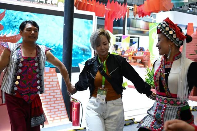 你好，世界！我是弥勒