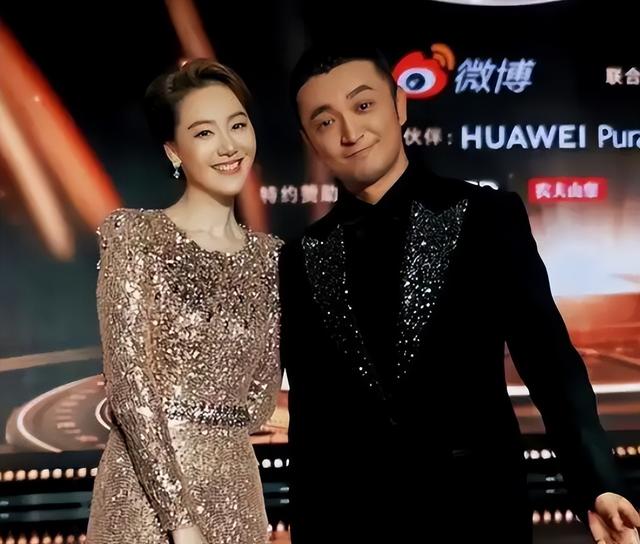 私生活混乱？遭央视“开除”？被传和小尼结婚的她，如今怎么样了