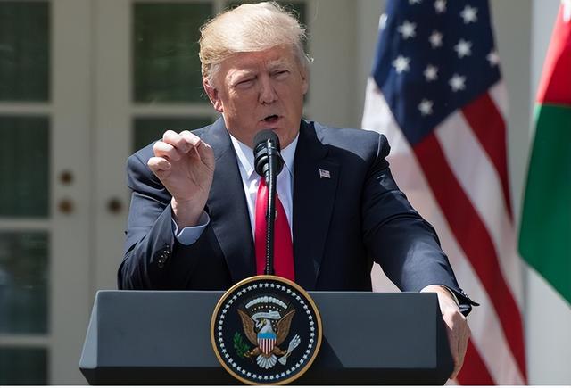 俄罗斯乐坏了，普京几十年都没做到的事，特朗普上台一年就干成了