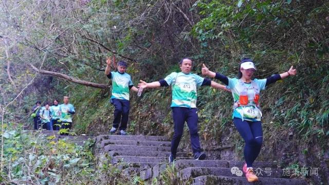 冬日“登峰”邂逅“世遗”！云台山徒步登高穿越赛激情开跑
