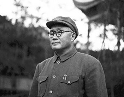59年，刘伯承到济南养病，杨得志却下了逐客令：您不能住在这里