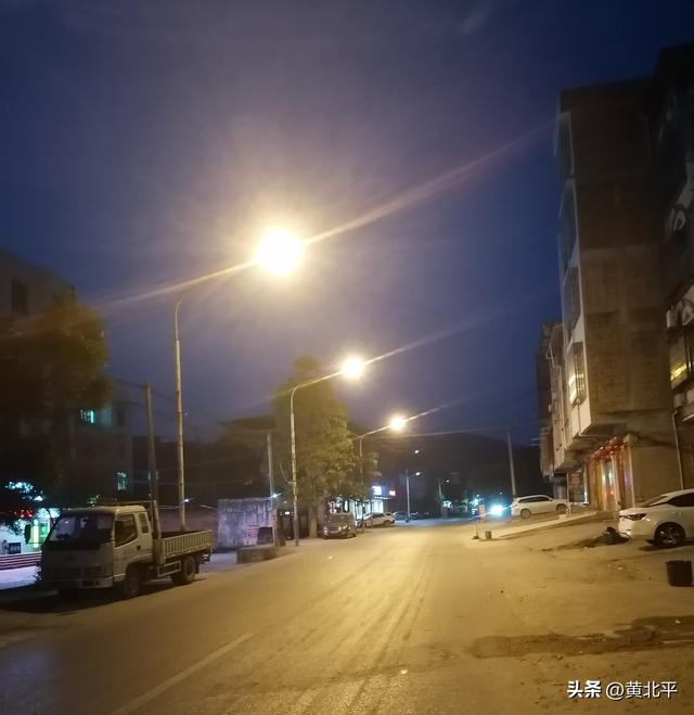 广西南宁市宾阳、武鸣、兴宁交界的思陇镇，史上曾是上林辖地