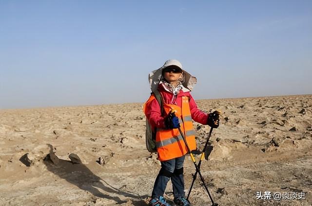 13年前，被父亲逼迫零下13度裸跑的4岁小男孩，如今过得怎么样？