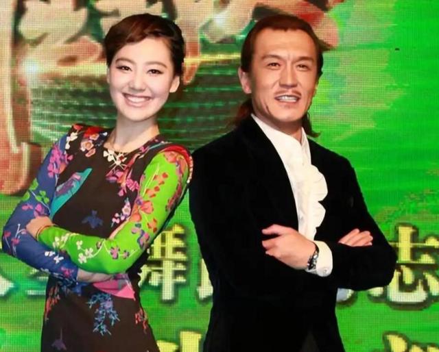 私生活混乱、被央视开除、陪睡上位？王冠身上的标签究竟有多离谱