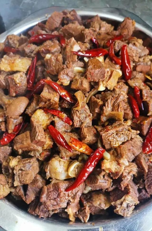 摘果果！九襄金花梨已成熟！收藏这篇带你摘果吃牛肉，解锁宝藏千年古镇！