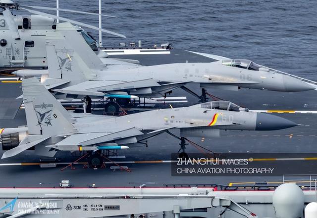 12架日机挂满导弹，对辽宁号发动模拟打击？日本该庆幸这不是实战