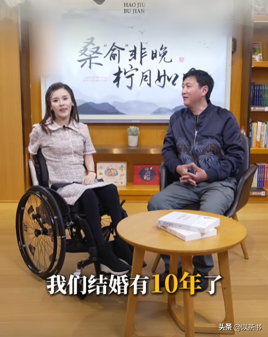 体操名将桑兰现状：瘫痪15年后嫁经纪人，婚后被丈夫和儿子宠上天