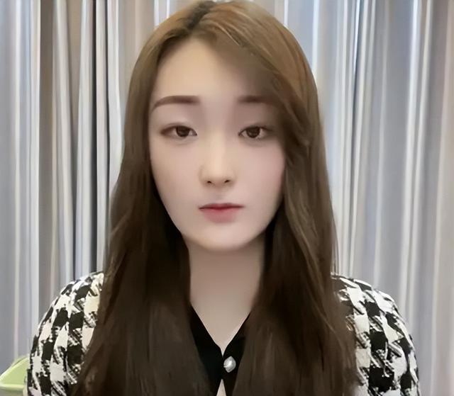 离婚四年后，大衣哥终于等来好消息，前儿媳陈亚男悔的肠子都青了