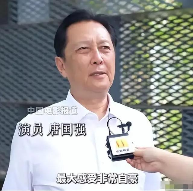 唐国强担心的事发生了！同现身观礼阅兵，却遭评论痛批不如刘劲？