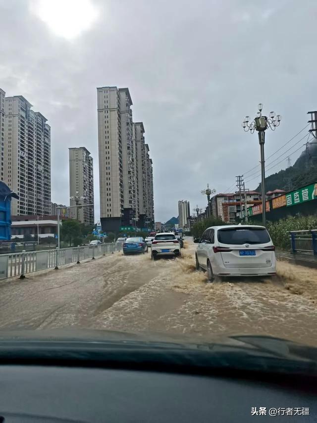多彩贵州自驾游之毕节篇（织金洞）：风雨赴织金，洞藏好风光