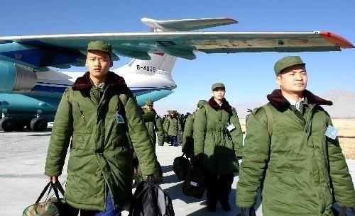 攻不了也守不住！中国空军在西藏上空，被印度空军足足欺负了40年