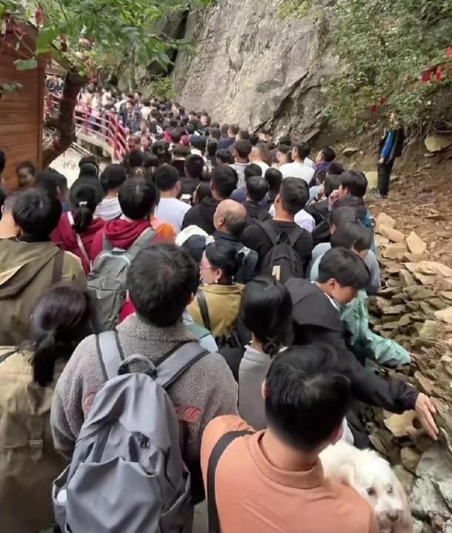 为何假期越长越休反而越累？大概率是掉进了“假性放松”的陷阱