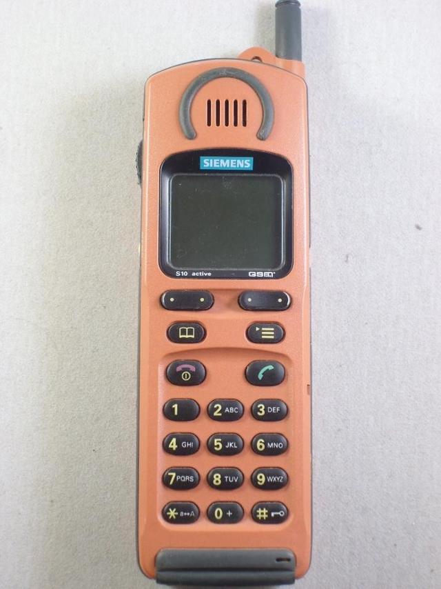 通信历史连载821-世界第一部彩屏手机到底是谁-1997年-2002年