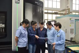 神十九返回舱成功着陆！这支湘女团队守护航天员回家之路！图片