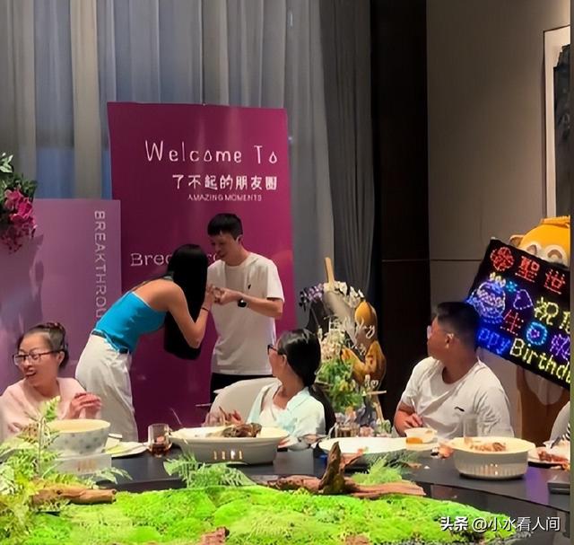 湖南一对新人婚礼前双双坠亡，堂姐曝内情，有三家早餐店、开奔驰