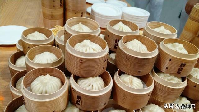 被列经营异常！又一百年老字号跌落神坛?从一天卖6万个到无人问津